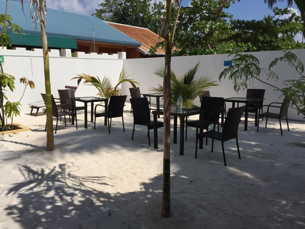Castle Inn Bodufolhudhoo エクステリア 写真