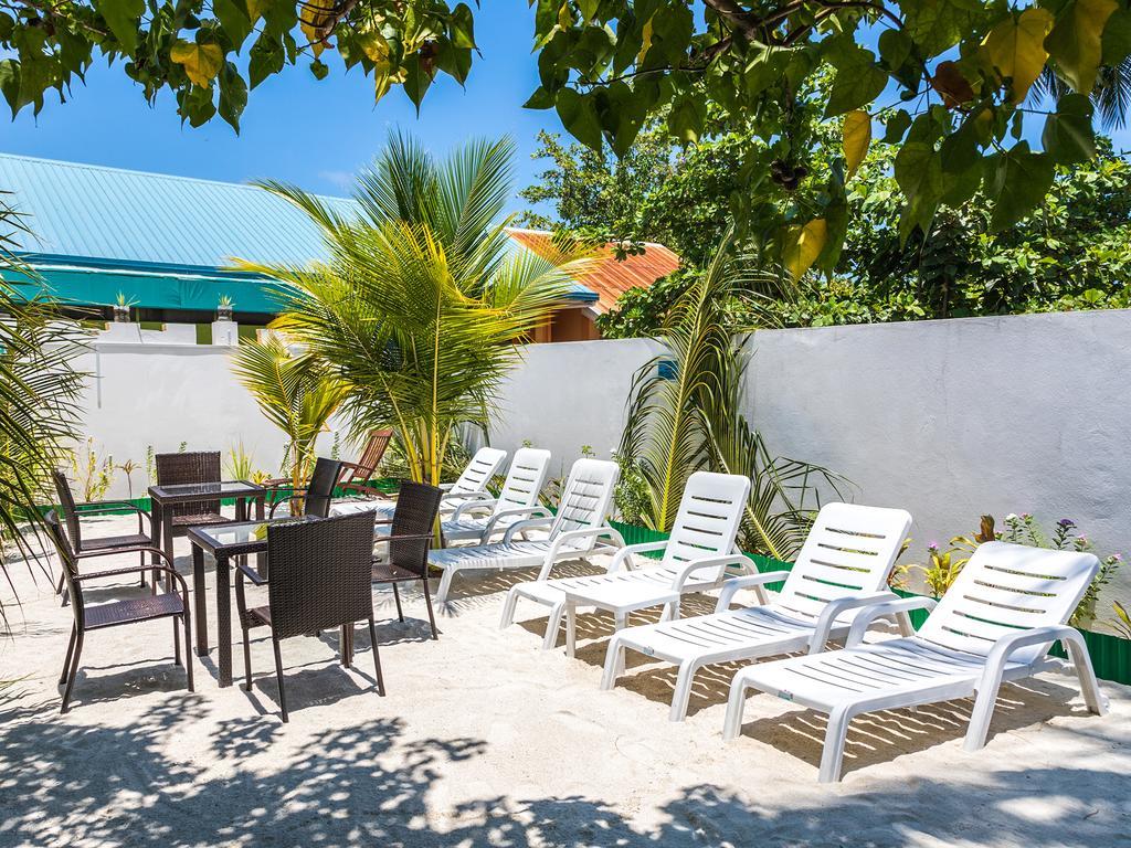 Castle Inn Bodufolhudhoo エクステリア 写真